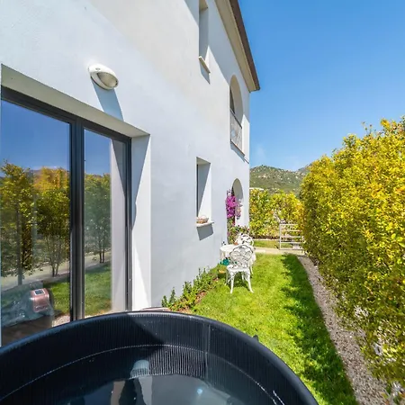 Brorent-la Maison Doree Apartment *