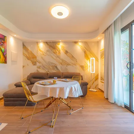 Apartment Brorent-la Maison Doree