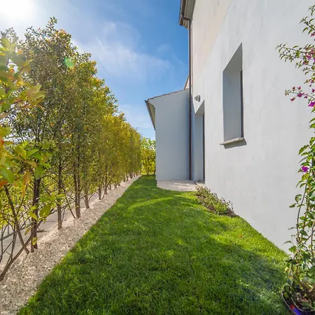 Appartement Brorent-la Maison Doree *